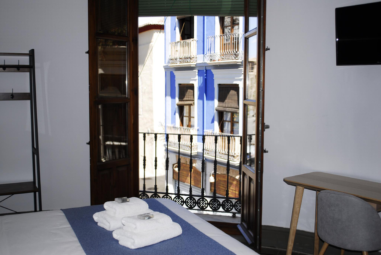 Bedroom 4, La Perla Granada Suites, Granada