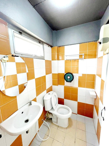 Bathroom 4, Casa Picasso Near Khao San Road, Phra Nakhon