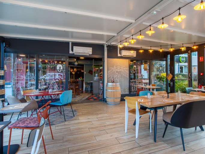 Food & Drinks 5, B&B Hotel Orleans Nord Saran, Loiret