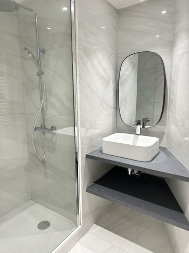 Bathroom 4, Résidence Graziella appartement 410, Alpes-Maritimes