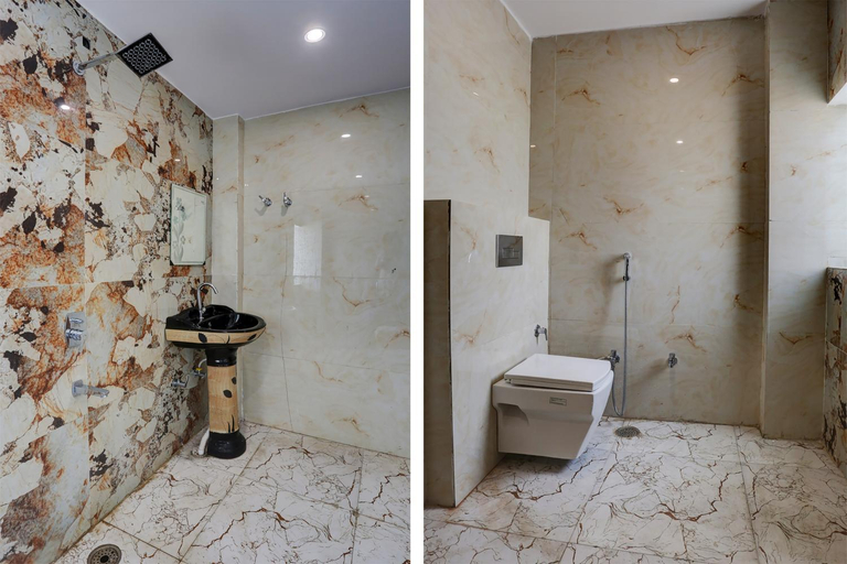 Bathroom 2, Hotel O Super mex, Kanpur Nagar