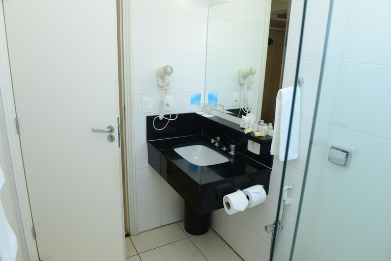 Bathroom 4, Saint Peter Hotel, São José do Rio Preto