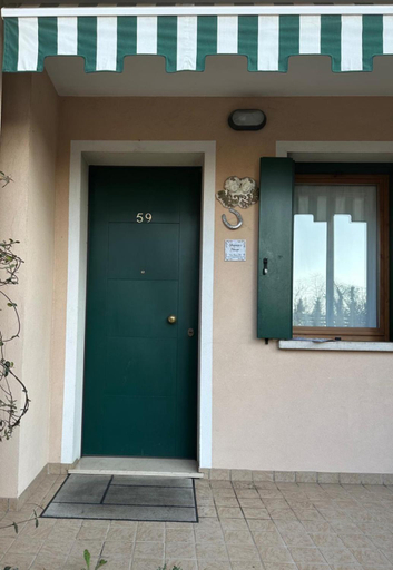 Others 3, Shanice’s House, Treviso