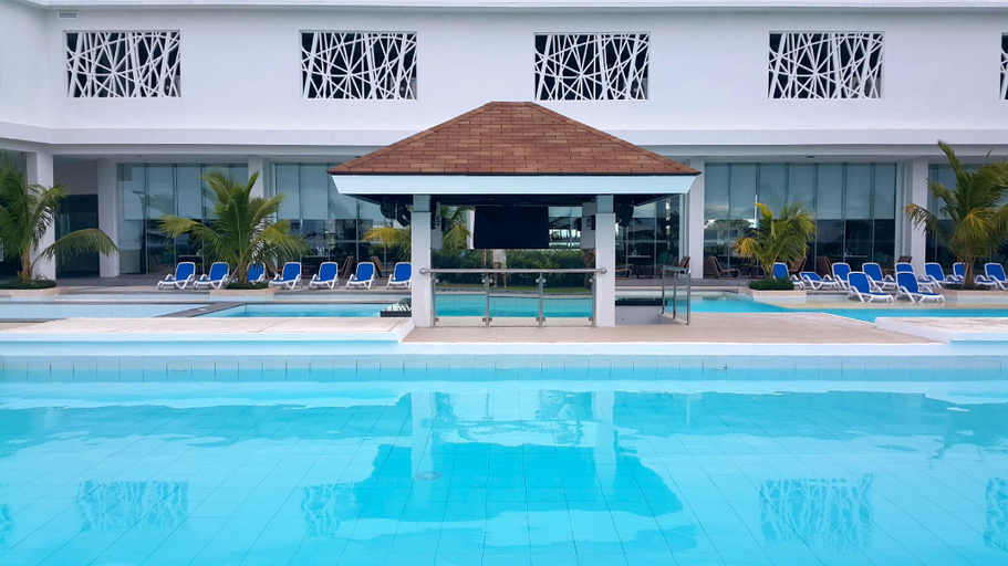 Sport & Beauty 2, Relaxing Stay with Sea View at Arterra Mactan, Lapu-Lapu City