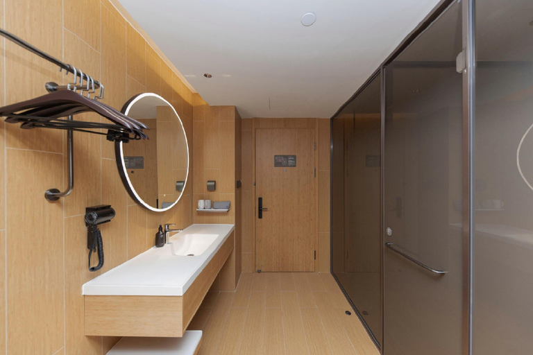 Bathroom 3, Ji Hotel Ningbo Beicang Changjiang Road, Ningbo