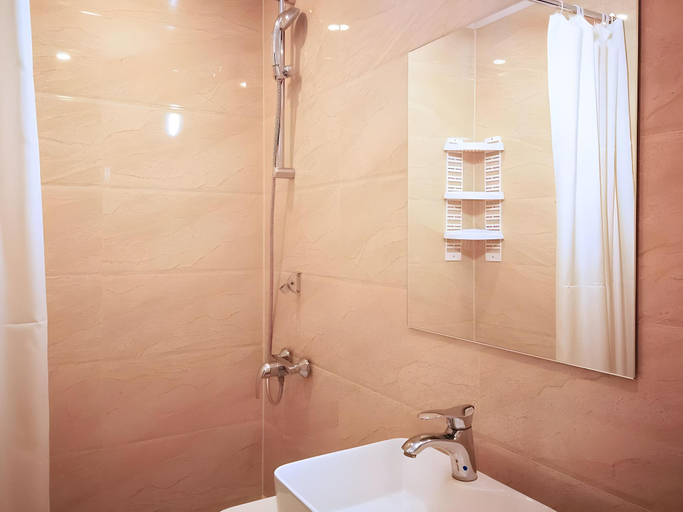 Bathroom 4, Salut Hotel, Bishkek