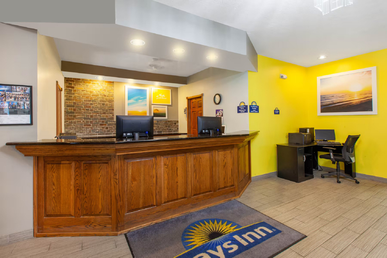 Public Area, Days Inn by Wyndham Petoskey, Emmet