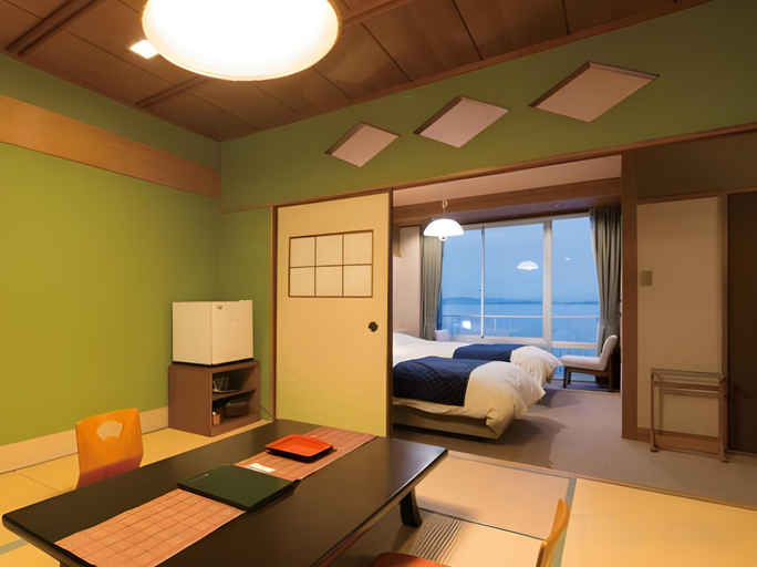 Bedroom 3, Awakan, Sumoto