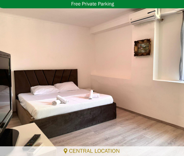 Others 3, Hotel Istanbul