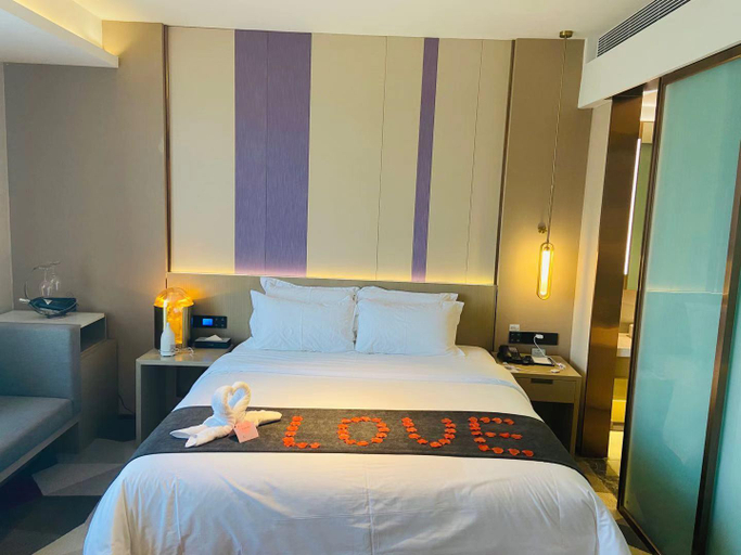 Bedroom 2, Lavande Hotel Wuxi East Railway Station, Wuxi