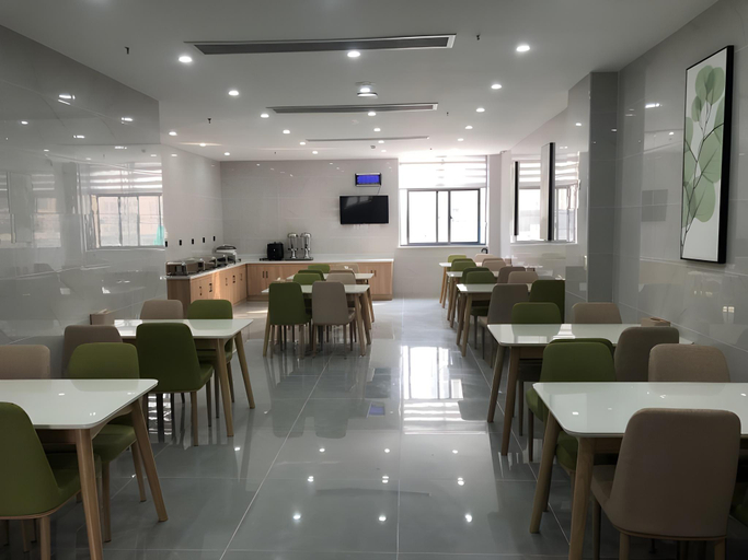 Food & Drinks, GreenTree Inn Express Hefei Feixi County Guanting Guanshan Road, Hefei