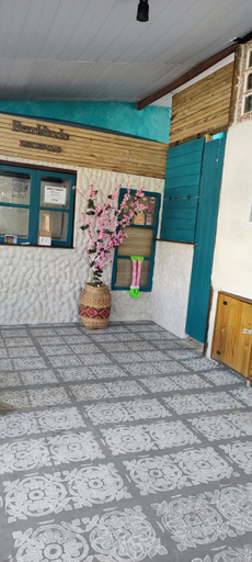 Others 2, Hostel Vento Leste, Bombinhas