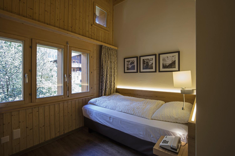 Bedroom 2, Hotel Landhaus, Goms