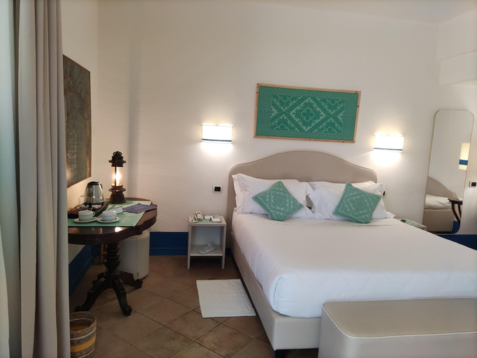 Bedroom 3, Riva Di Palo Resort, Roma