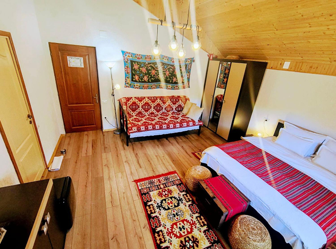 Bedroom 2, Poiana Sasilor - Valea Doftanei, Tesila