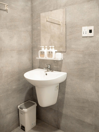 Bathroom 3, Nhà An Yên - Home near beach , Da Nang