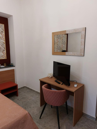 Others 4, Dimoranna Casa Vacanza con Parcheggio Privato, Vibo Valentia