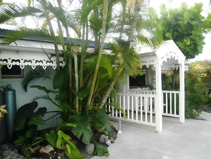 Exterior & Views 2, Amaudo, Saint-François