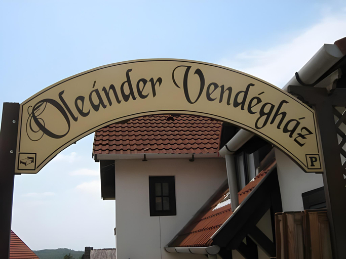 Others 4, Oleander Vendeghaz, Balatonfüred
