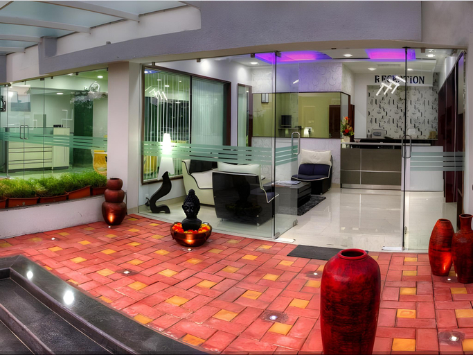 Public Area 2, Hotel RajMahal Inn , Mysore