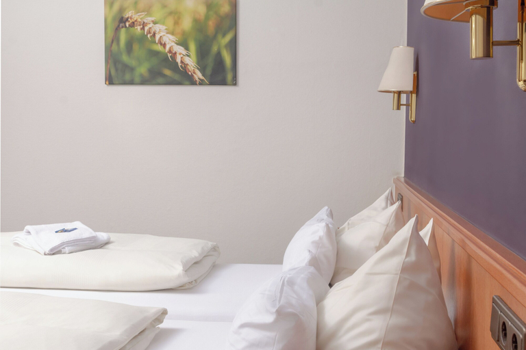 Bedroom 4, Hotel-Restaurant Kruse Zum Hollotal, Vechta