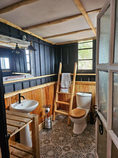 Bathroom 4, Lemon Valley Farm, Gilgil