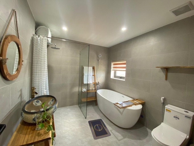 Bathroom, Hue Sweethouse 2 Homestay, Huế