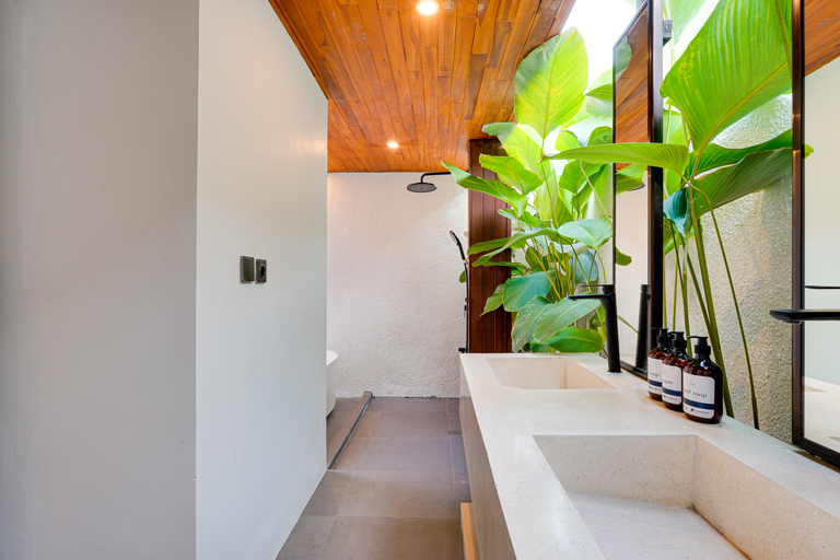 Bathroom 4, LaLuxe A9 - Villa Cempaka in Sanur, Denpasar