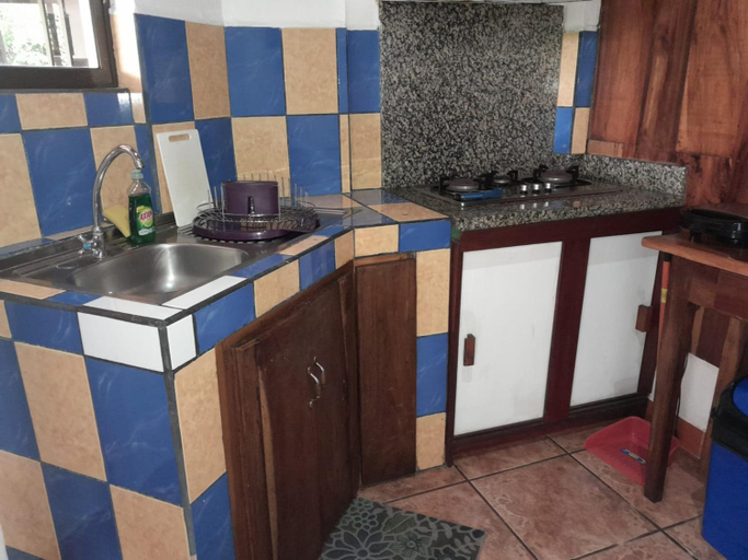 Others 5, Natural Pacific Suites, private family rooms, Aguirre