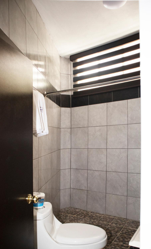 Bathroom 3, Hotel Laru spa resort, San Blas