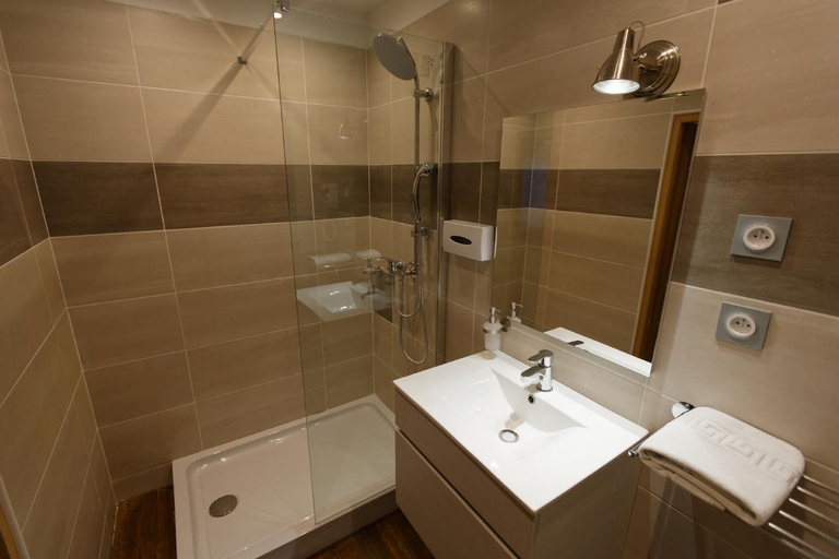 Others 5, Appart'Hotel Sainte Trinite, Aube