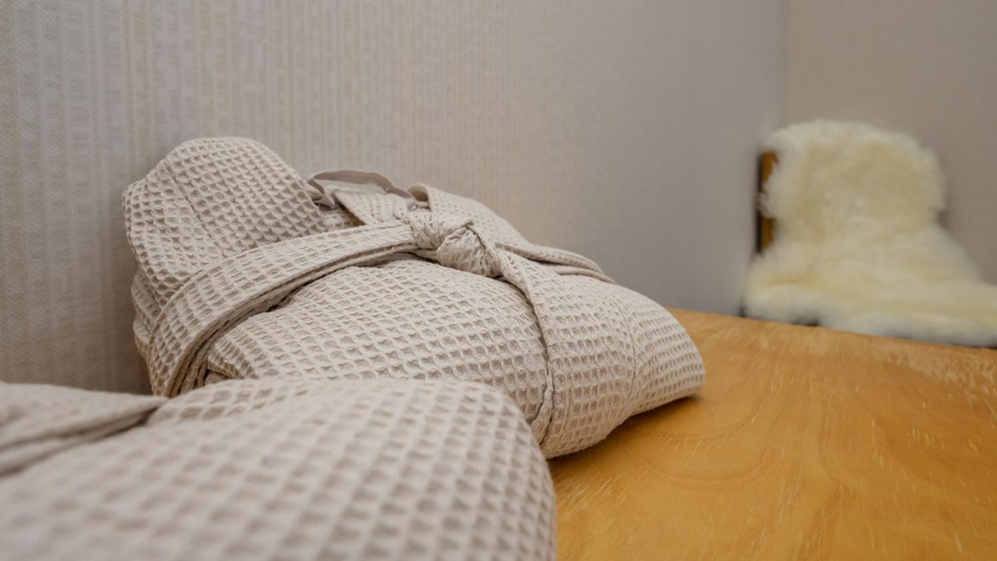 Bedroom 2, Berggasthaus Holzegg - Accessible Only by Cable Car, Schwyz