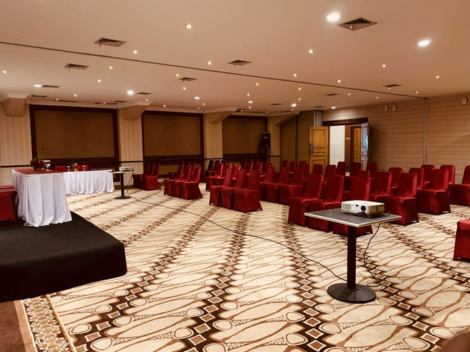 Business Facilities 5, Hotel Baron Indah Solo, Solo