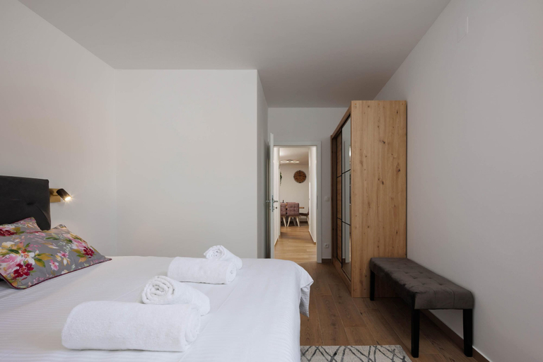Bedroom 2, Seafront Apartment Nana 2, Punat