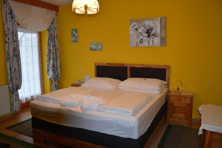 Bedroom 3, Hotel Rosenberg, Jennersdorf