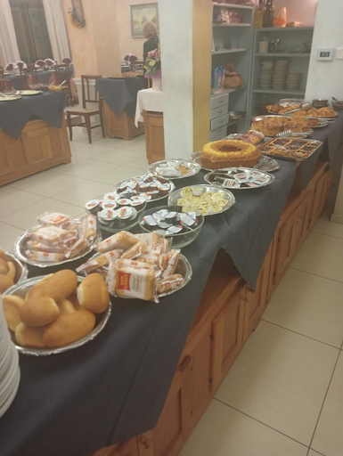 Food & Drinks 5, Hotel Adriana, Siena