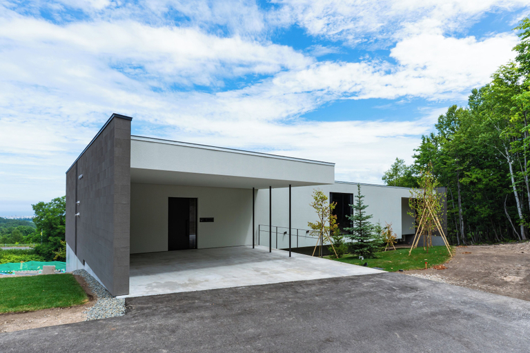 Exterior & Views 2, KISIN, Niki