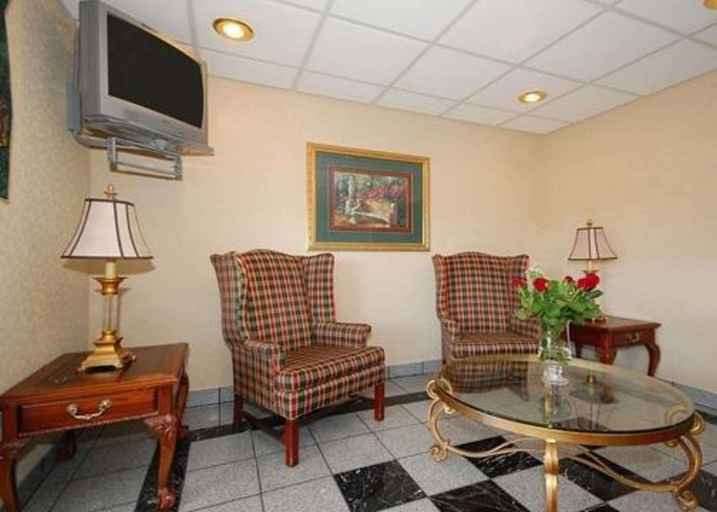 Public Area 2, Quality Inn & Suites Dickson, Dickson