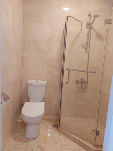 Bathroom 5, California Gonio, Batumi