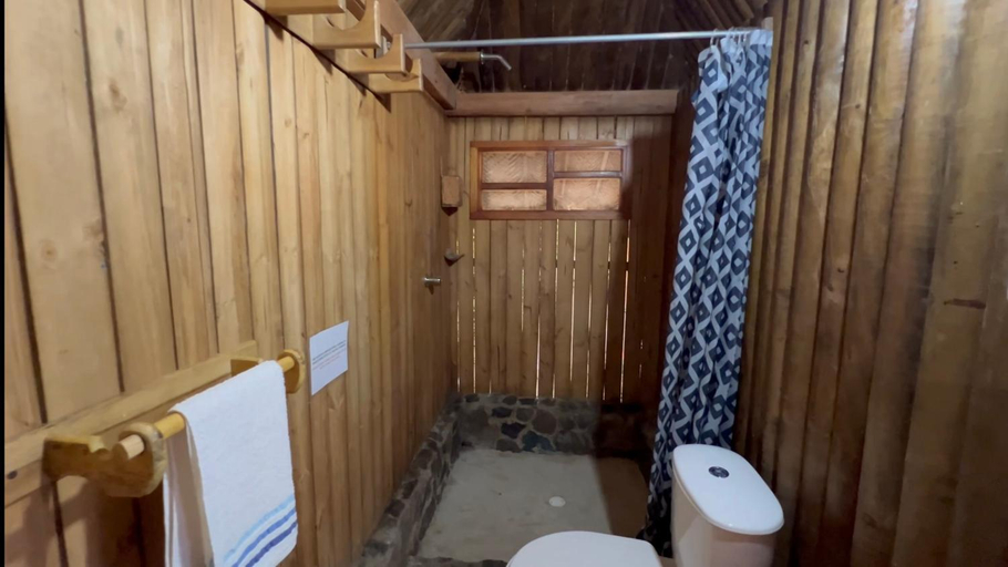 Bathroom 3, Tayrona Cachaco River Ecohostal, Santa Marta (Dist. Esp.)