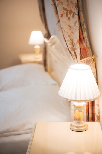 Bedroom 2, Alisa Hotel, Karlovy Vary