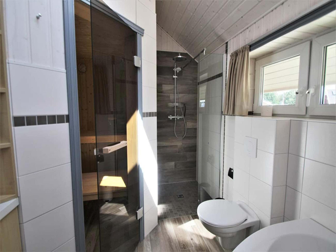 Bathroom 3, Ferienhaus im skandinavischen Stil, Mecklenburgische Seenplatte