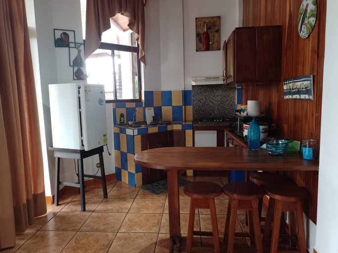 Others 3, Natural Pacific Suites, private family rooms, Aguirre
