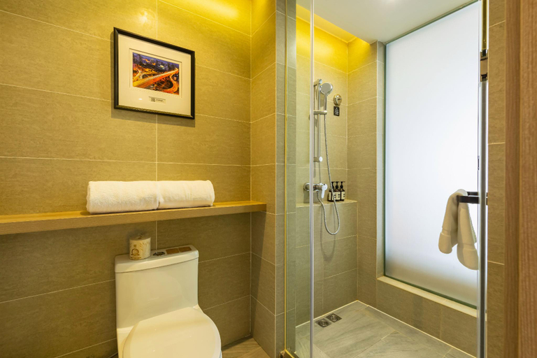 Bathroom 4, Atour Hotel Shanghai Pudong Airport, Shanghai
