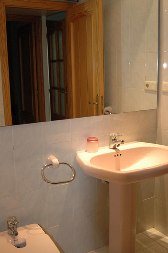 Bathroom, First Line Apartment With Wifi, Castellón