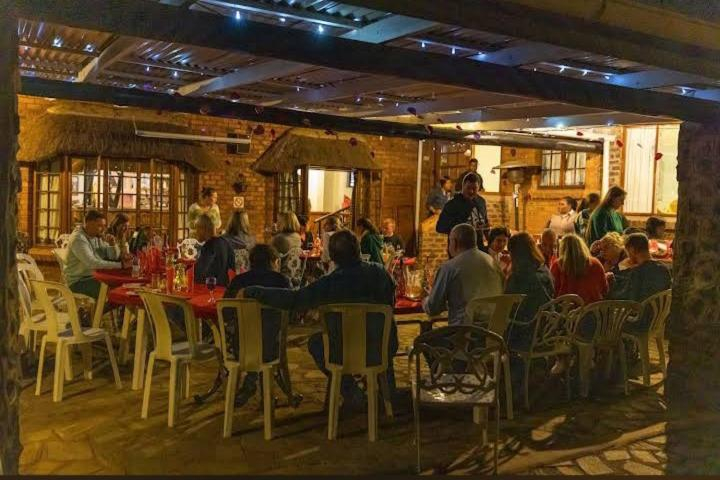 Food & Drinks, The Oaks Hotel, Umgungundlovu