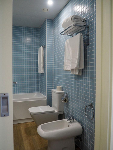 Bathroom 4, Grande Hotel da Povoa, Póvoa de Varzim