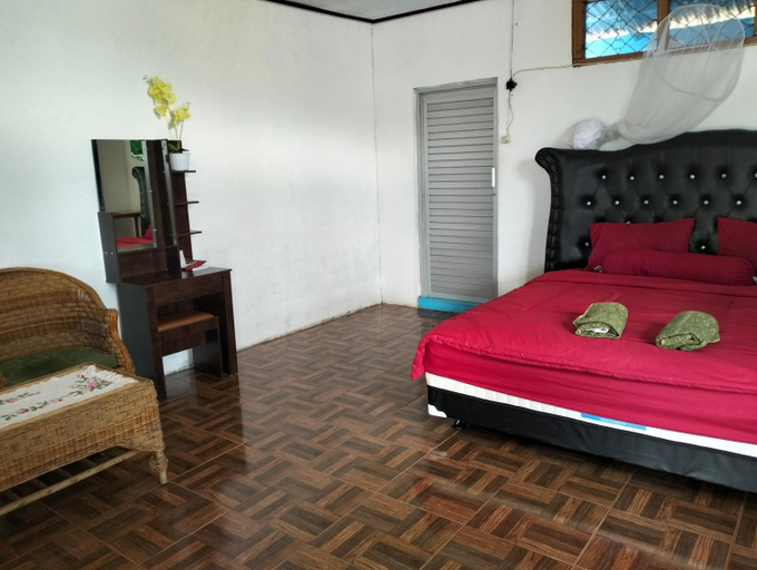 Bedroom 2, Hobbit Hill, Manggarai
