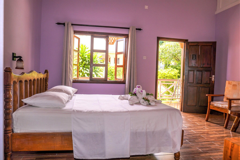 Bedroom 3, Bernique Guest House
