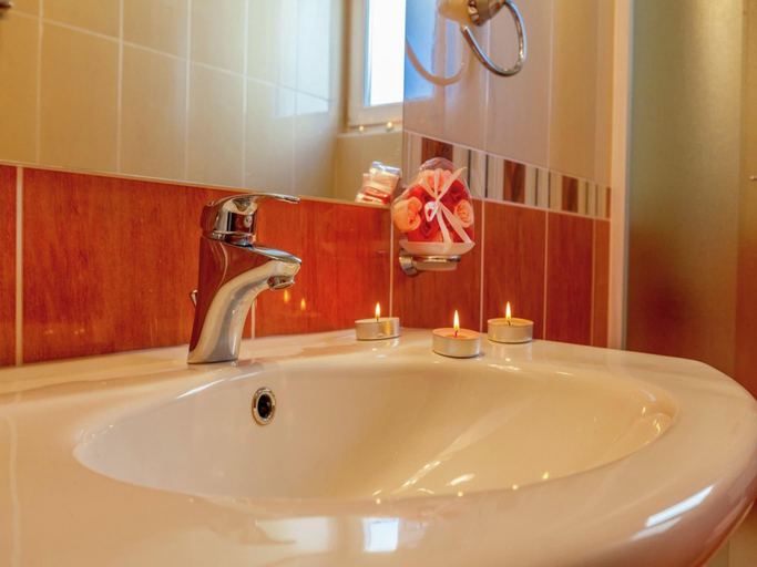 Bathroom 3, Apartment in Dramalj by the Seafront, Crikvenica